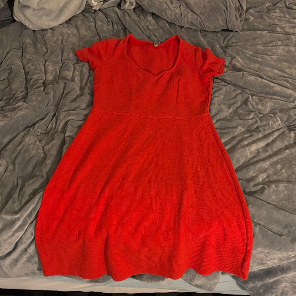 Vibrant Red Short Sleeve Dress